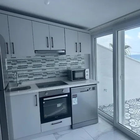 Beachfront With 6 Oceanview Terraces Villa *