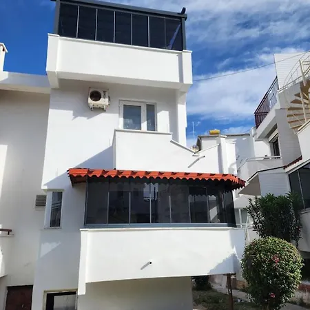 Beachfront With 6 Oceanview Terraces Villa Alanya